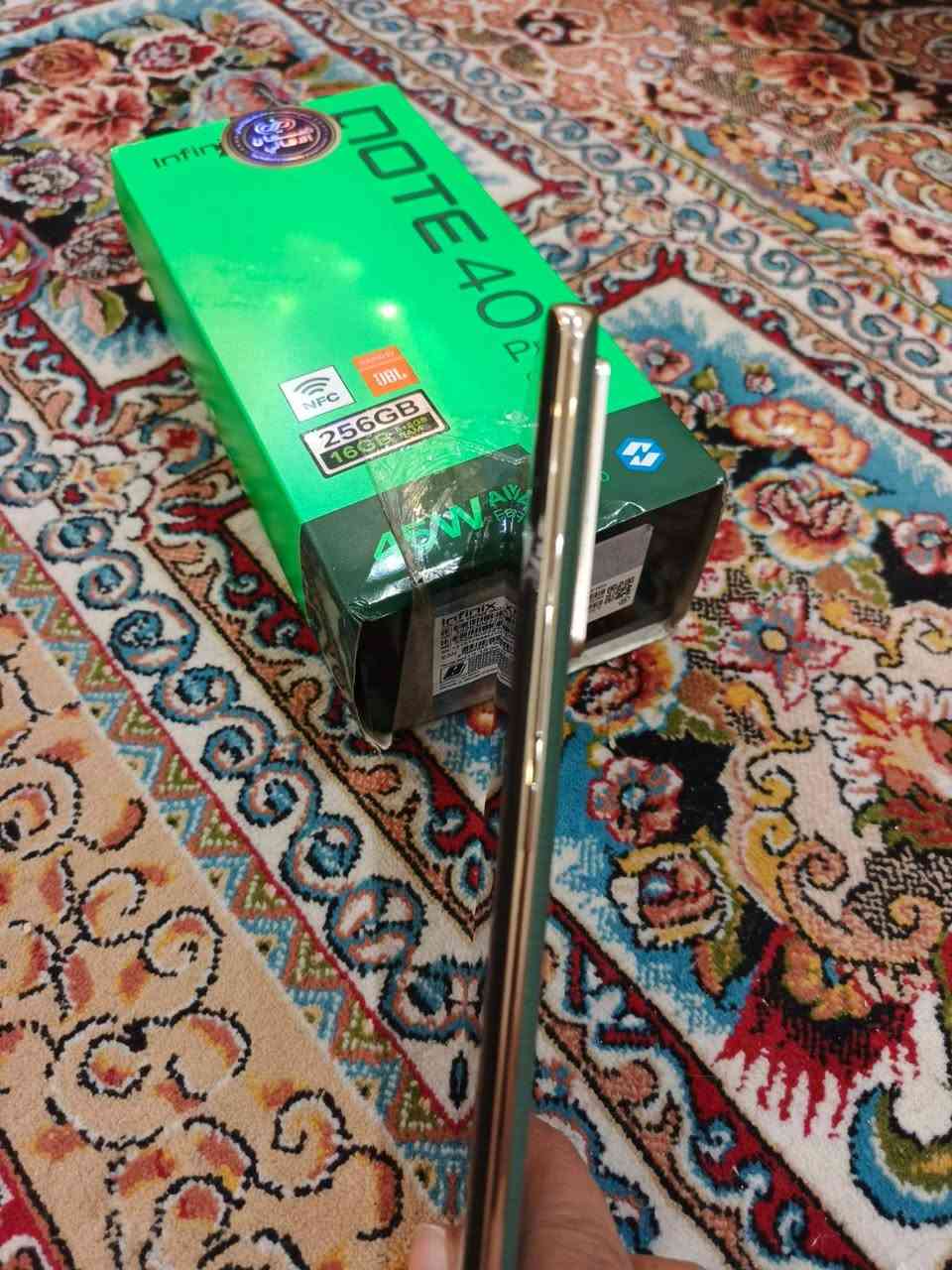 كربلاء الثوره مقابل فلكه الثوره 
السلام عليكم
جهاز انفنكس نوت 40 برو 5G لون زيتوني جلد الجهاز ذاكره 256 عشوائية 8 جهاز مواصفات معروفه ويا كارتونه فقط الجهاز ماخذه من الأماني قبل شهرين أقل وكع من أيدي وصار بي فقط فطور وضربات موضحات ب الصور لمس طبيعي الشاصي أي خدش مابي الجهاز نضيف كلش استعمال قليل وممفتوح دبل سيمكارت سعره ٢٠٠ وبي مجال حك الجيه وشراي اتصل 🗣📲📞وتشلع عيوني مكاني كربلاء الثوره رقم *********** للعلم الجهاز الله شاهد ماخذه ب ٣٥٠ أقل الشهرين وهذه أريد أبيعه ونزلت من سعره والشاشه مبيها شي فقط الكلاس إلي فوك الشاشة يتبدل ب ٥٠ ألف عند الأماني آسف ع الإطاله
