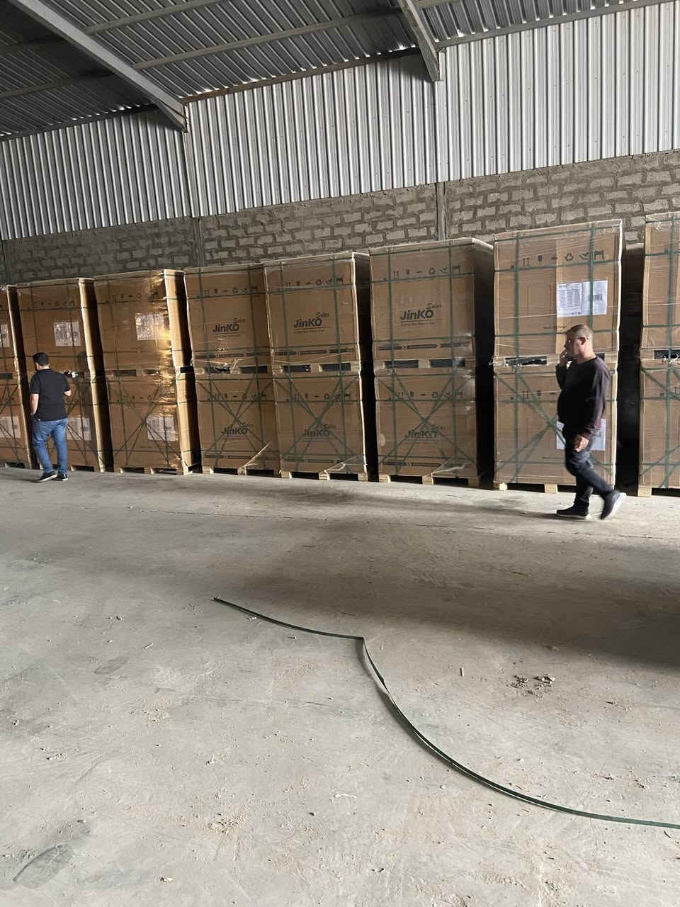 معكم مستمرين بتجهيز زبائننا بالالواح الشمسية جينكو ٦٢٠ واط   رغم  المطر 
لمزيد من المعلومات يمكن مراسلة الصفحة


**إذا كنت صاحب هذا الإعلان وتريد حذفه لأي سبب، رجاءا أرسل رسالة إلى الدعم الفني**