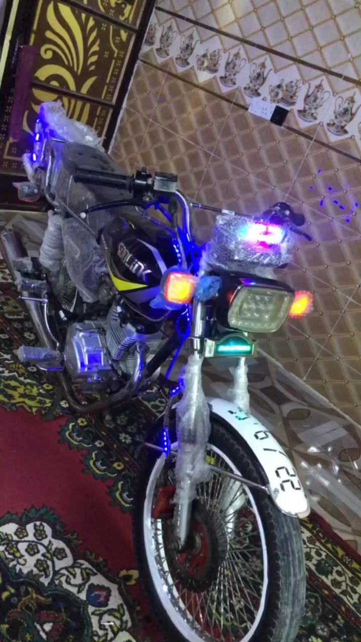 سلام عليكم دراجه للبيع سونيك موديل 23محرك لا صرف لا صوت شلعه معدل فول دسك امامي كهربيات نشرات كلها شغاله سعره مناسب 425رقم موبايل 

‭0787 763 7458‬
