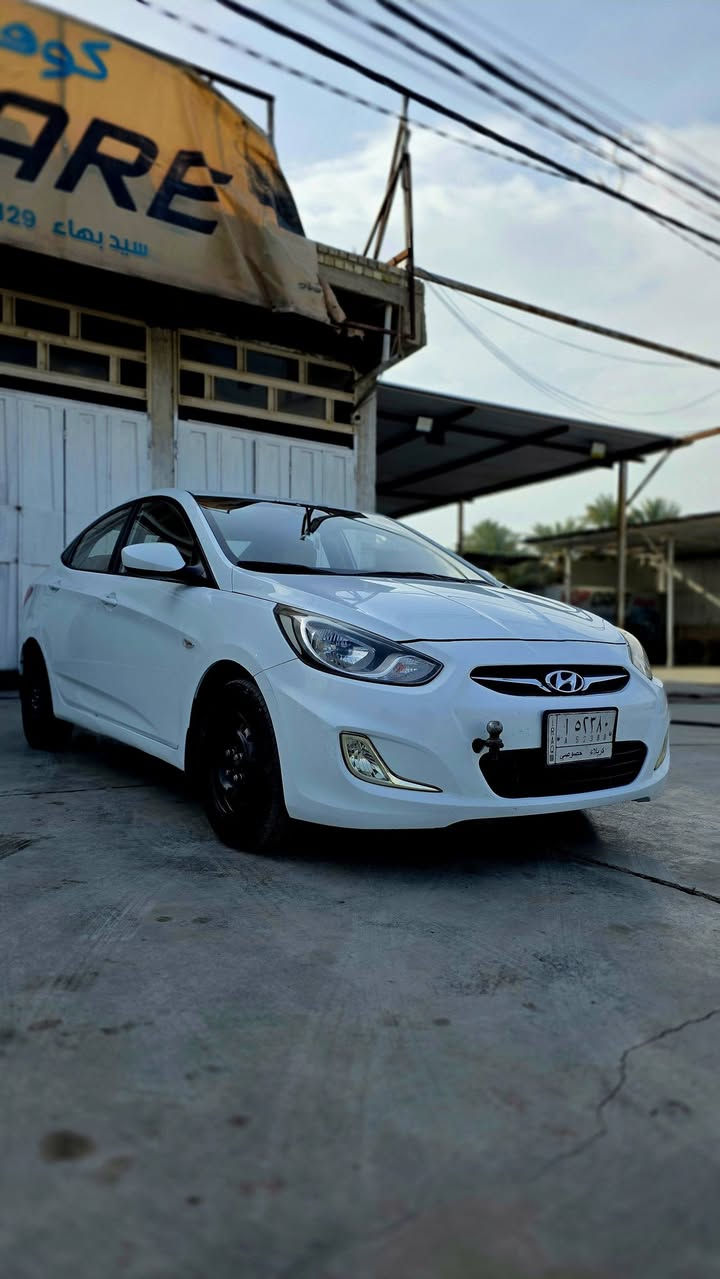 ﷽
##للبيع 
اكسنت خليجي رقم كربلاء
موديل 2015 بيه صبغ. باب سايق فقط 
مكينه وكير خير من الله تبريد شغال تخم تاير حداديه صدر نضيف. سياره كامله 
مكان بابل المسيب. السعر. 79
***********
