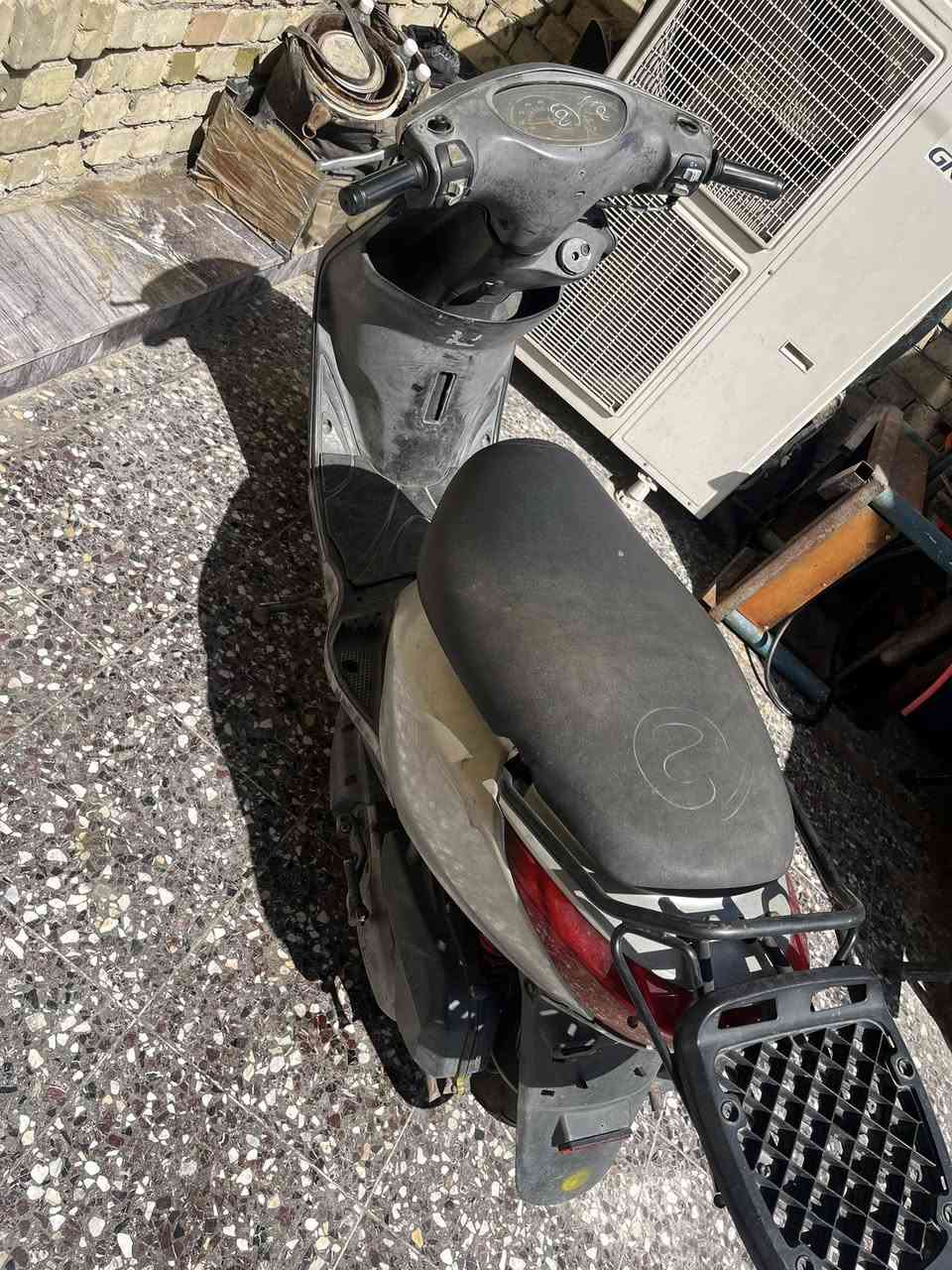 بريز نكره سلف مكينه بلاديه كابريتر بلادي 
مكان مدينة الصدر 
***********
450 قفل
