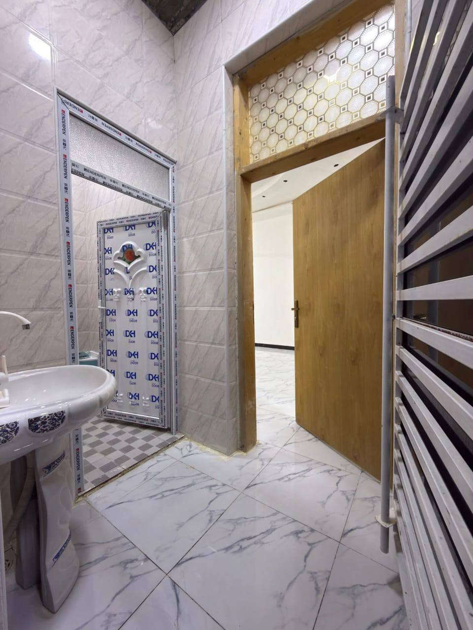 بيت للبيع مجمع حجي حسين مقابل المستشفى بشارع ١٥ثاني للاستفسار
***********
***********
