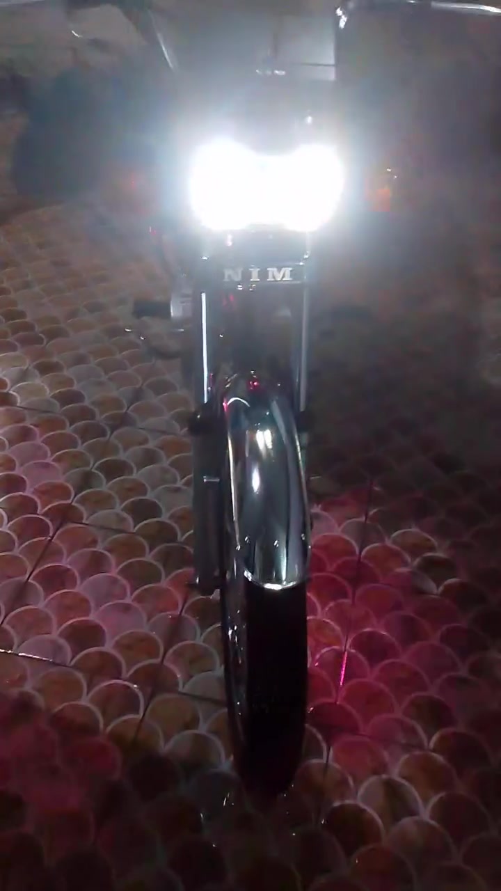 السلام عليكم دراجه نامه متياز موديل 25 دراجه جديد كفاله عامه اورق وكيل  مكان بابل محاويل  رقم *********** سعره 600وبيه مجال
