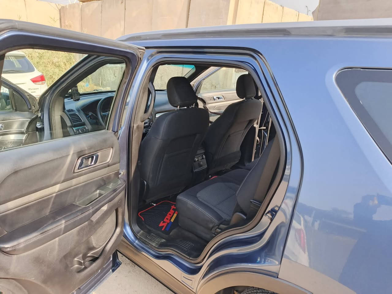 فورد اكسبلور موديل ٢٠١٨ للبيع سيارة نظيفه رقم اربيل صور الحادث موجوده الي يحب يتواصل وية راعيها رقمه نهاية المنشور لان مكلف ما متواجد على الفيس بالنشر سعرها ب١٨٠ وبيها مجال بسيط 
***********
