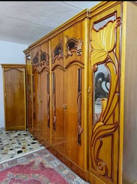 غرفة اخشاب • قابل تفاوض