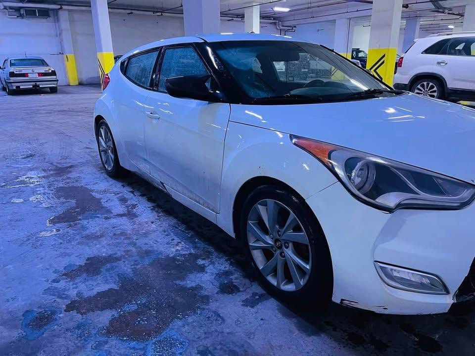 السلام عليكم
فيلوستر 2017 محرك GDI 1600

ورقمها اربيل جديد ، 

 ، محرك وكير مكفولات

، باتري جديد وتبريدها ممتاز

مواصفاتها فول تحكم استيرن ، مثبت سرعة ، شاشة اعطال ، شاشة بلادية لمس ، شفتات استرين ، كامرة بلادية ، ٣ انظمة قيادة

ايرباك سليم ، مانع انزلاق abs ، ويل ١٧

حادثها جاملغ امامي سكن وبيها بارد ٣ قطع بدون دواخل

وبدون لغود وشواصي السيارة اي نقص ما بيها

السعر 89

مكان/رمادي


**إذا كنت صاحب هذا الإعلان وتريد حذفه لأي سبب، رجاءا أرسل رسالة إلى الدعم الفني**