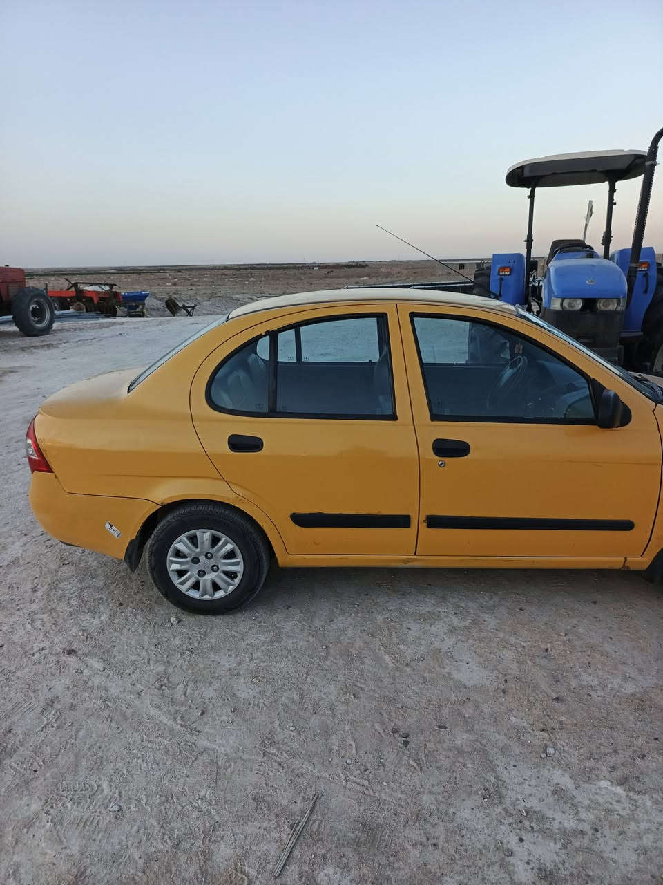 سلام عليكم
طيبه موديل 2015 رقم جديد نكليزي سنويه جديده 2030  تبريد حداديه تخم تاير محرك جديد كيرجديد 
مصفره هيئه وغرامات جاهزه من كلشي 
مكاني بابل الحله ناحيه ابو غرق قرب مجمع الكوثر 
السعر 38وبيه مجال حك جيه 
رقم الموبايل ‏‪***********‬‏
اخوان اني مكلف بنشر الحد يراسلني ابد
