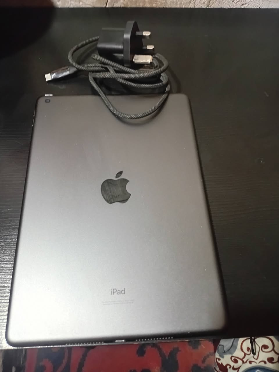 سلام عليكم اخون ايباد 9 ذاكره 64للبيع نضافه فول اي خلل مابيه ولا داخل تصليح ابد سعر 240 وبيه  مجال بصيط  للتواصل علا رقم 📱 صاحب الجهاز *********** وبيه وتساب
