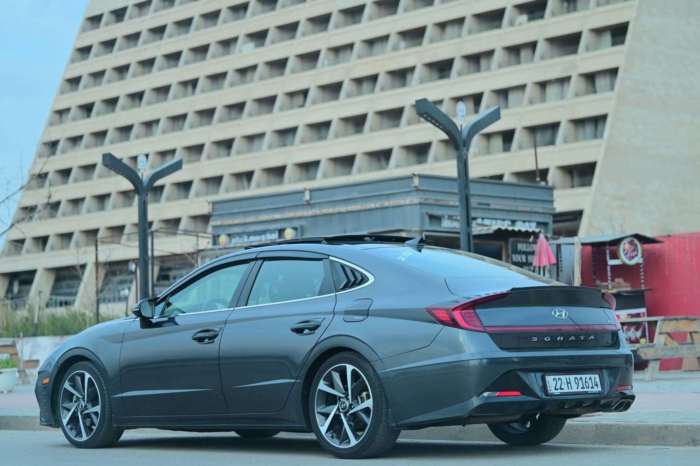 سلام عليكم سوناتا موديل 2022/ بيه بس بونيد ماشيه الف
 70/السياره فول مواصفات السعر /190/ الاستفسار تصال (***********)
