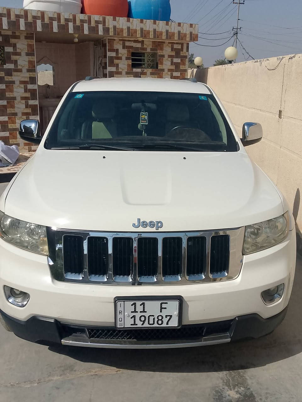 سلام عليكم جيب لاريدو موديل 11كلين رقم بغداد دولي بسمي اخوان السيارة نضيفة جدا وكولشي على البلاد ماشية 145مكينة وكير مكفولات مكينة 6/3600سلندر صدر امامي خلفي نضيف تبريد تدفئة شغال مواصفات فول من عدة الفتحة شاشة لمس كامرة دائرية بصمة تشغيل تحكمات ستيرن كشنات جلد كشنات كهرباء يدات نيكل وباقي المواصفات جيب معروفة السعر 170هاذ رقمي انتصل او واتساب واني خادم ***********مكاني تقاطع النهروان
