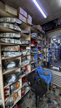 ✅رفوف مستعمل للبيع مثل ماموضح بلصوره ✅ العدد تقريباً 30 رف خشب  الي يف...