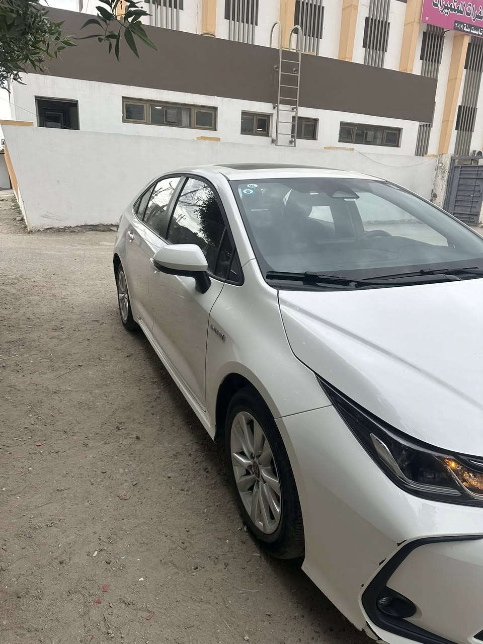 سلام عليكم من رخصت الادمن كورله موديل ٢٤ سياره فول موصفات مكفوله سياره كفاله عامه ماشيه ٣٥ هذه رقمي *********** مكان سياره بغداد
