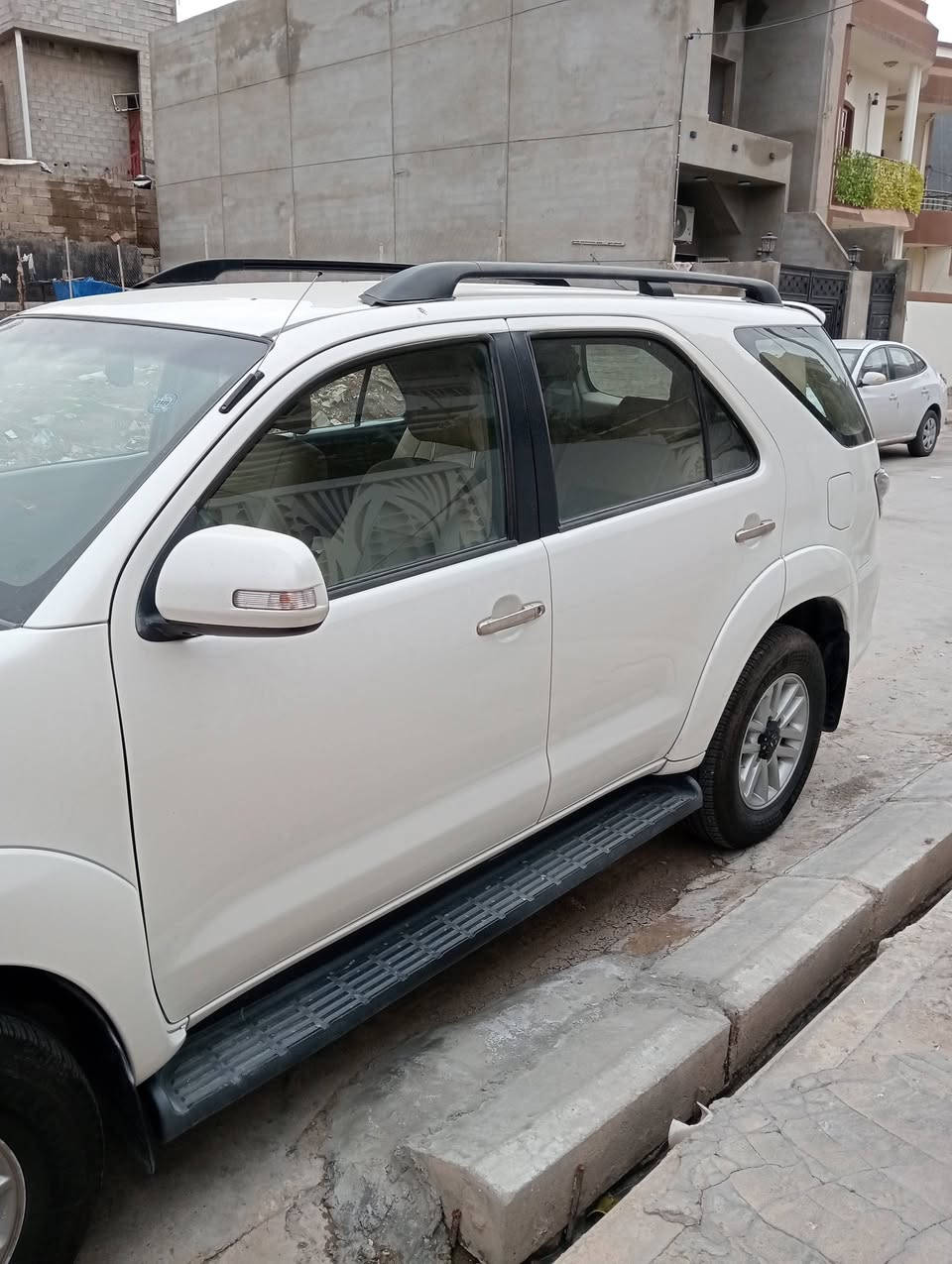 فورجنر 2013  4 سلندر.     تو ويل رقم سليمانية باسمي مكفولة سونار موجود بالمنشور  السعر 205 ورقة مكانها كركوك لمعرفة المزيد الاتصال ***********
