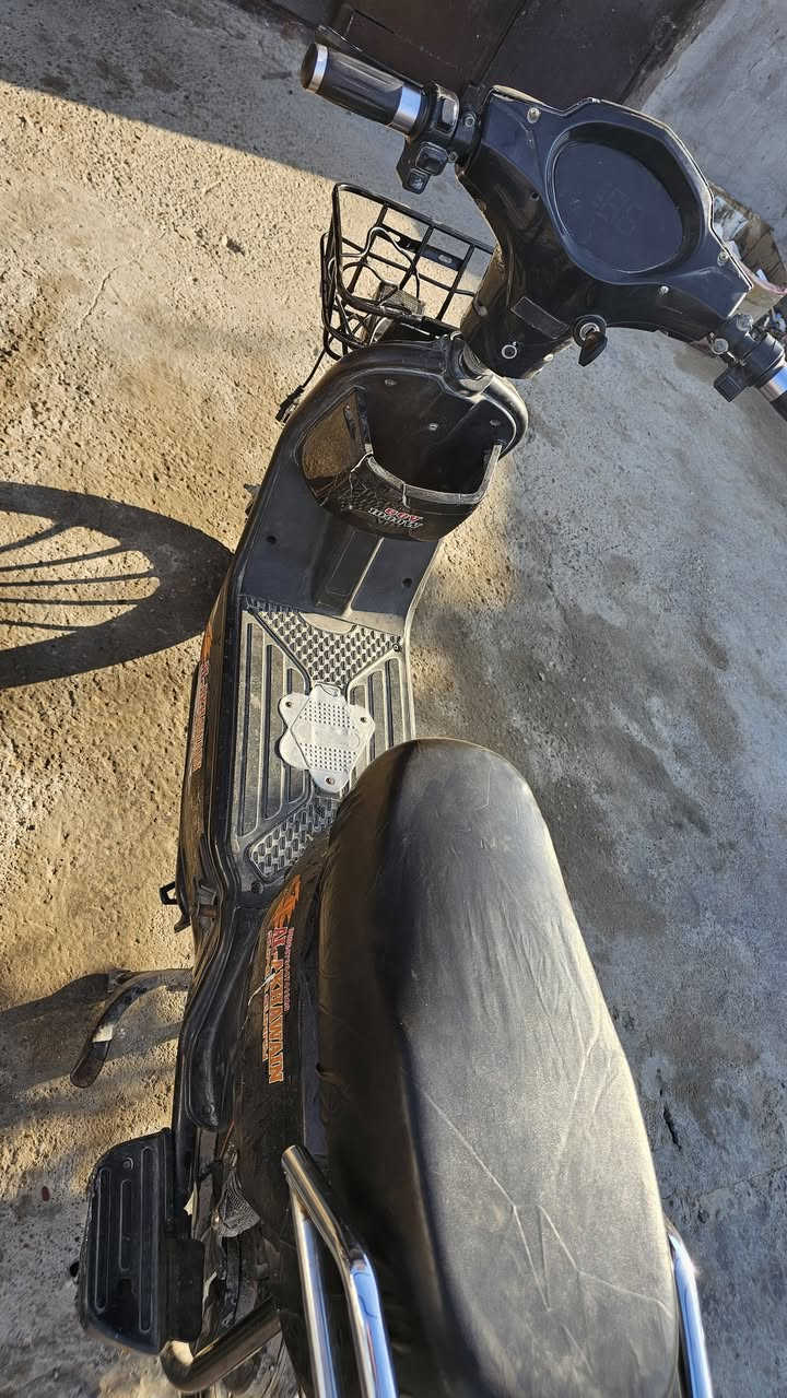 دراجه شحن جاهزه مناقصه شي بطاريات ٥ قبل شهر بدلتهن سعر ٣٠٠ بي مجال الأتصال *********** مكاني الأنبار الكرمه البوخيفه
