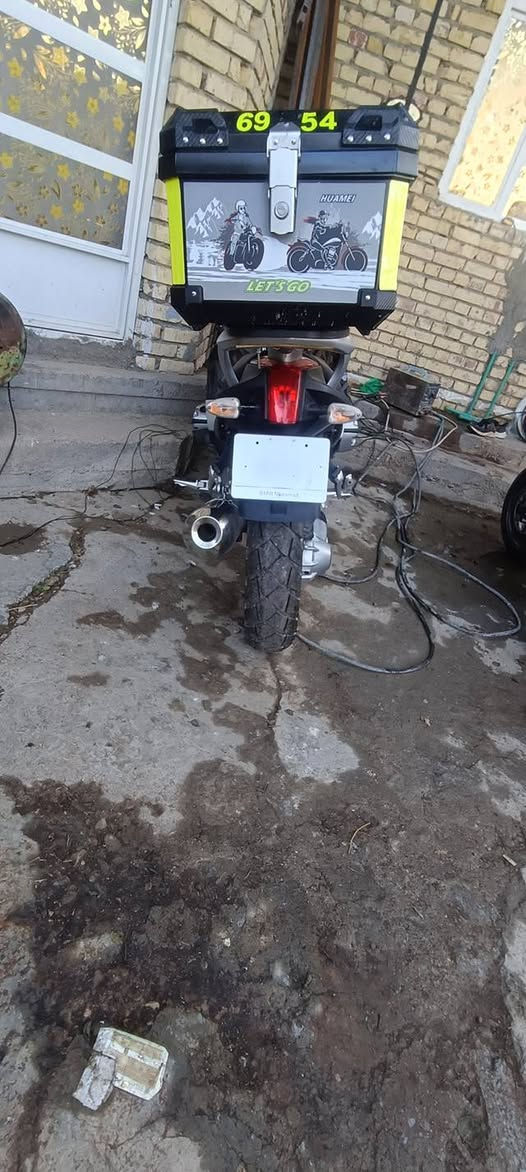 السلام عليكم BMW ST 1200 2008حلوةونضيفة مال مزاد مطلو 27 وبيهة مجال الشراي يخابر ويدلل عنواني بغداد بوب الشام ***********
