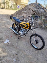 دراجه انتنس • موديل 16 • أوراق سكنر