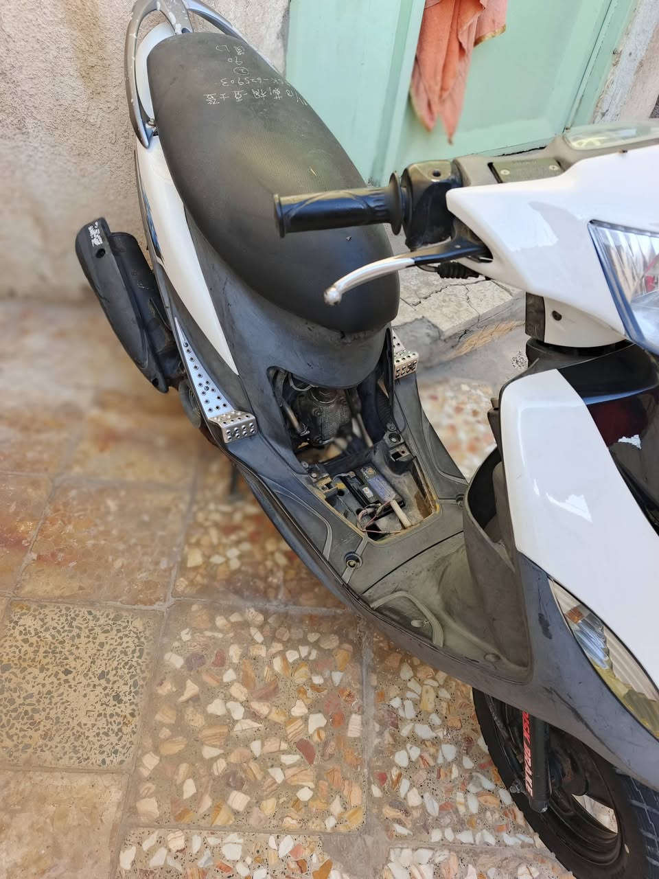 سعر 950 او اراوس بسكنس فحل شعند نزل


**إذا كنت صاحب هذا الإعلان وتريد حذفه لأي سبب، رجاءا أرسل رسالة إلى الدعم الفني**