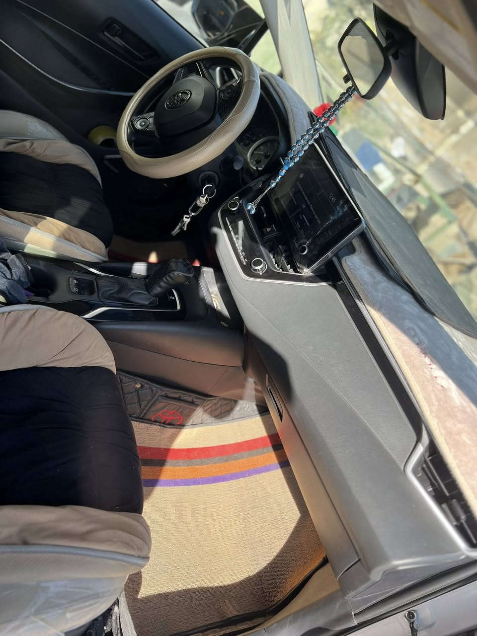 كورلا لبيع ورد امريكي بيها قطعتين صبغ جملاغات خلفيه قطع زغار  اللاستفسار الاتصال ***********
