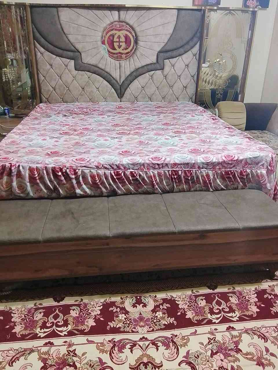 غرفه تركيه درجة اولئ نضيفه جداً واستعمال قليل للبيع العنوان المسيب النزيزه


**إذا كنت صاحب هذا الإعلان وتريد حذفه لأي سبب، رجاءا أرسل رسالة إلى الدعم الفني**