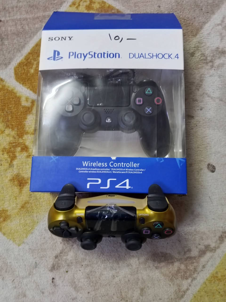 بلي سيشن 4 سليم للبيع مع ملحقاته واليوبي أس وجوستكات واقراص جديده وكل شيء جديد السعر 325 وبي مجال العنوان البياع شارع قطر الندى


**إذا كنت صاحب هذا الإعلان وتريد حذفه لأي سبب، رجاءا أرسل رسالة إلى الدعم الفني**