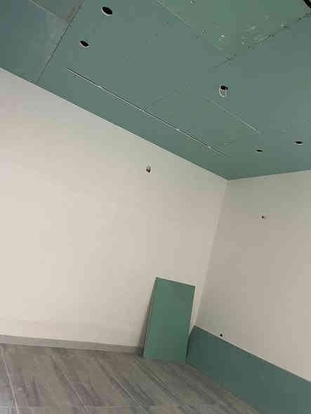 ستغل الفرصه 🔥كل هاي جمال 5000
نعمل جميع الديكورات داخل تكريت 🏘️
 
اتصال ***********
