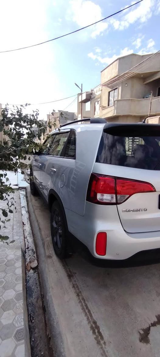 كيا سورينتو
موديل 2014
وارد امريكي
محرك كير شرط
رقم نينوى الجديد 
مكفولة كفالة عامة من الصبغ
سيارة نظيفة ومال جناي
السعر 145 ومجال
للاستفسار
*********** واتساب
*********** واتساب موصل, نينوى
