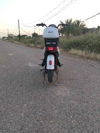دراجه شحن للبيع فول مواصفات بطاريات شركه السعر خاص للتواصل: 0771816084...