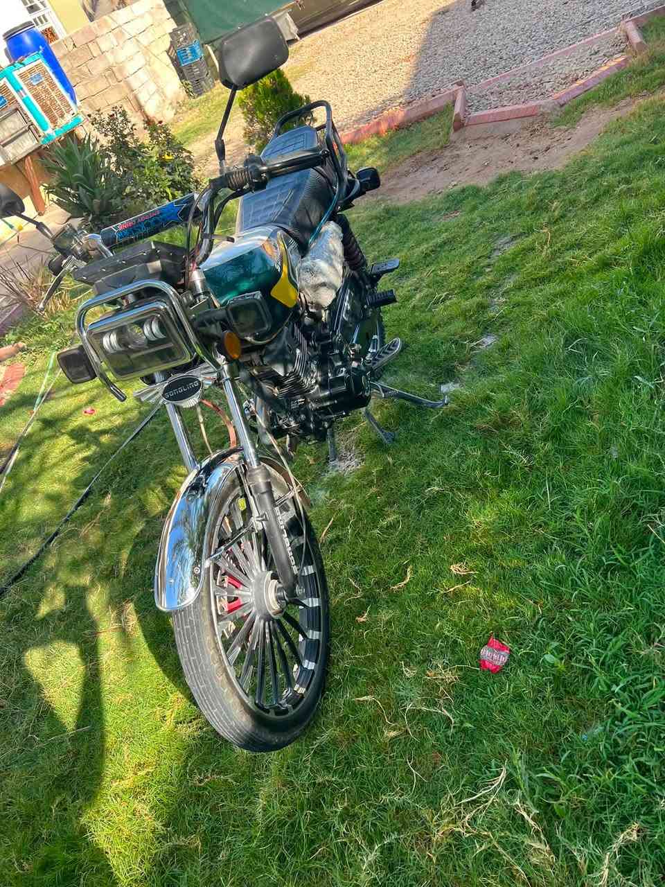 دراجه سيفان 26
200cc 
مكفوله كفاله عامه 
السعر 825وبي مجال 
رقم ‭***********‬
