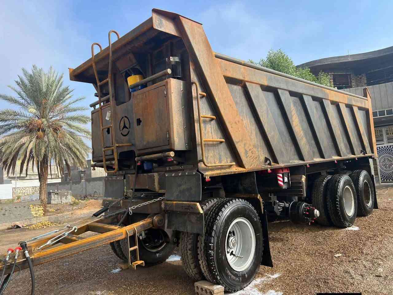 السلام عليكم للبيع مقطوره زيرو ارتفاع 140 طول 740 تخم تاير مكاني حله ***********
