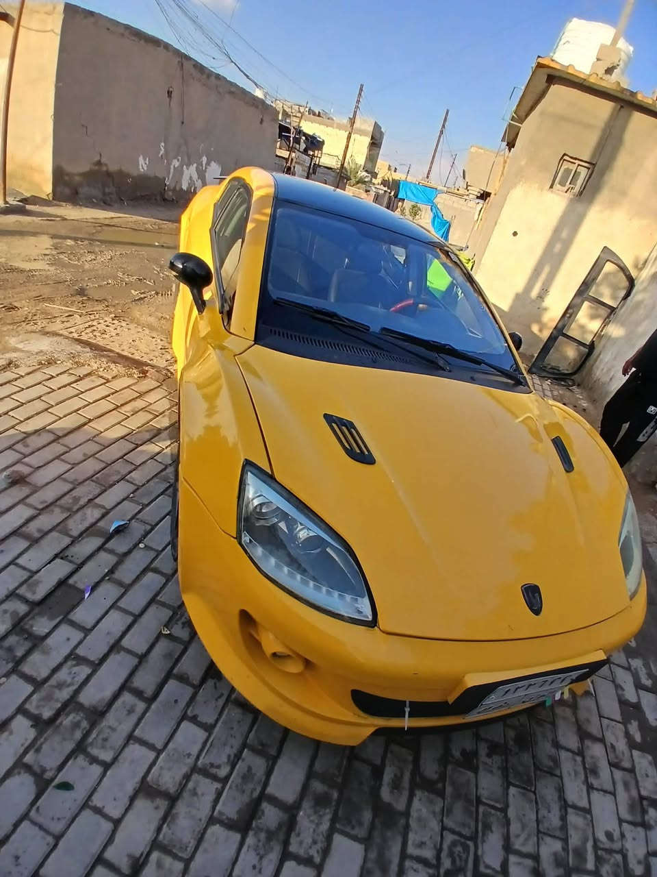 mpm ps16 سياره كلش حلوه 
سياره كامل كاربون فايبر 
السياره بدون صبغ 
محرك 4 سلندر 
كير عادي 
شرط الكير ول محرك 
شاشه كامره خلفيه 
سقف اصلي اسود 
موديل السياره 2018 
جامات كهرب اشاير بل مري 
لايت زنون 
السياره ماشية 97
رقم دهوك شرط التحويل 
شباب هاي تفاصيل السياره 
بيع او مراوس بادوات حسب قناعه
مكان بغداد مجمع بسمايه 
***********
