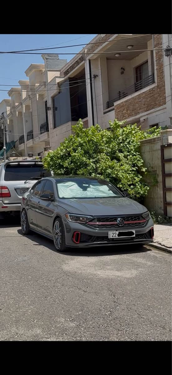 Jetta GLi 2023 
فول مواصفات اوتؤباهن سمنتي 
پانؤراما شاشه گه وره گوشن جلد گوشن سارد و گه رم خزن گوشني دواوه هيته ر سوكان هيته ر 
پشت و پيش كه پس بي ايرباگ دحاميش بيلادي 
يه ك پارچه صبوخ بي ده حم داون پايب پؤپ بانكس انتي لاگ سته يج دوو گير مكينه به شه رت 
به ناو كردن و غرامات به شه رت ٤ تايه و ويلي ره يس ١٩ له بنه له فه كاني نه وي كرايه تا بلي جوانه 
موشته ريت تيل بكه له خزمه تم *********** واتس اب أربيل, العراق
