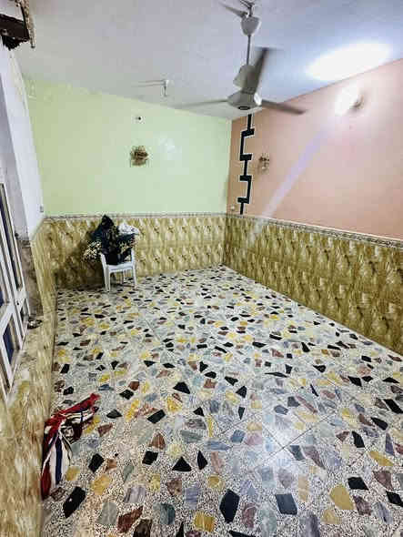 بيت للايجار مساحه 100متر كامل كهربئيات واير سحب واير نت وكيزر 
العنوان حي نداء شارع 20
سعره 325وبي مجال 
***********
