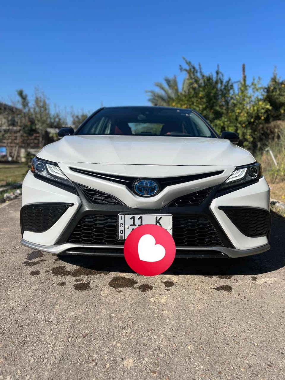 سلام عليكم  كامري للبيع موديل 2023 فول موصفات ما عده فتحه سقف ماشي  82 وئي الاستفسار ***********
