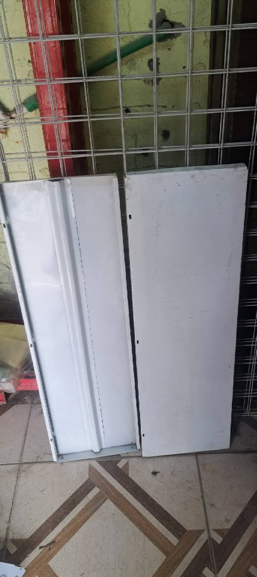 رفوف جداري ورفوف جانبي وسفينه 3 متر وغراض ملابس ورفوف خشب و رفوف ألمنيوم  ودكسنات رفوف مكاني بصرة ***********
