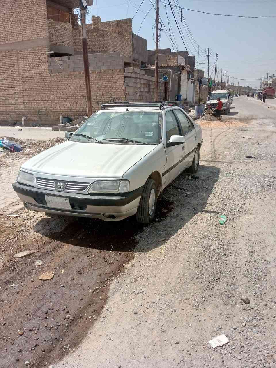 السياره موديل 9 البيع المحرك نضيف بس الكير الثاني يفلت تحويل مباشر العنوان بغداد السعر 17ويذا امراوس عادي@ رقمي الهاتف ***********

