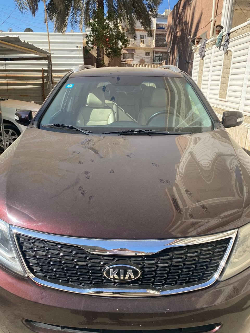 سورنتو لون ماروني موديل 2015  كلش نضيفه رقم كربلاء باسمي ماشيه 29 مل مواصفات عاديه محرك 4 سلندر سونار وصور مرفقة مكاني كربلاء البوبيات 
السعر 180 $بيه مجال قليل
‭0770 080 0844‬
