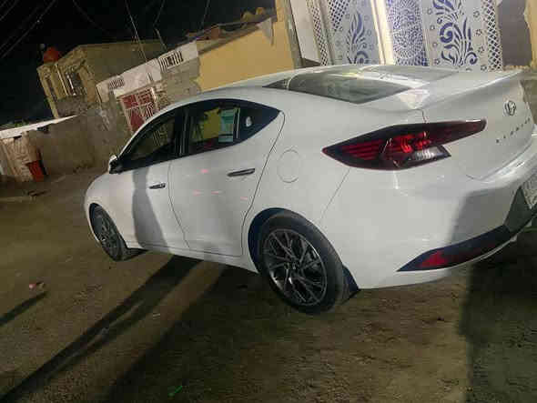 السلام عليكم اخواني انترا موديل 20 فول المواصفات واحد على واحد سياره جاهزه وجديده اللي يريد احنا بخدمته واردها خليجي سياره جاهزه وهذا الرقم

‏‪***********‬‏
