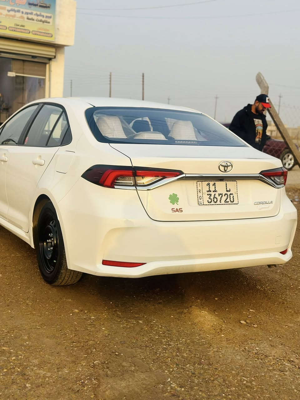 السلام عليكم كورلا هايبرد 2025 السياره كفاله عامه ماشيه 7000 مكاني بغداد السعر 160قابل للتفاوض للاستفسار ***********
