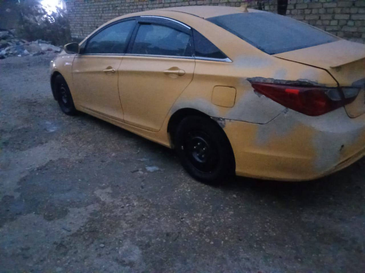 السلام عليكم سوناتا 12
رقمه كربله تريد تحويل ثاني يوم تريد وكاله بكيفك بيه حادث الجاملغات الوره السياره حلوه بس بيه الحاملغ الوراه مامسوي عدل بي شغل بصيط السياره خير من الله السعر 73 وبيه مجال 

الرقم ***********
