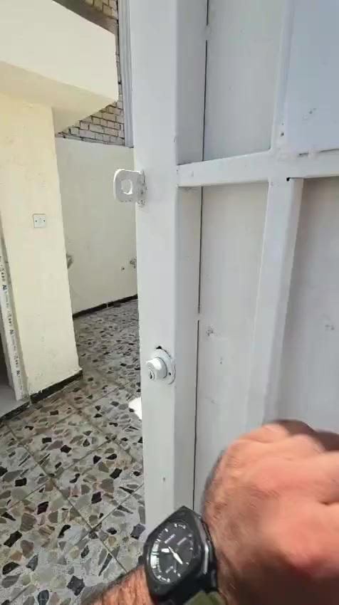 مشتمل ب السياسيين مساحة ١٢٥ بناء حديث مطلوب مبادره تدفع مقدمة و الباقي سدده للمصرف العقاري
+ مشتمل بالسفحه بناء حديث
الشري يجي خاص او يتصل
‏‪‏‪***********‬‏
