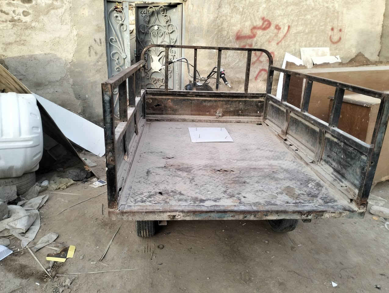 سلام عليكم ستوته للبيع جاهزه للعمل محرك وكيربوكس نضيفات الشاصي مال دايون وغراضه كله مال امتيار الستوته كلك السعر 350 وبيه مجال هذا رقم راعيها اني مكلف بل نشر ‏‪0786 635 9581‬‏
