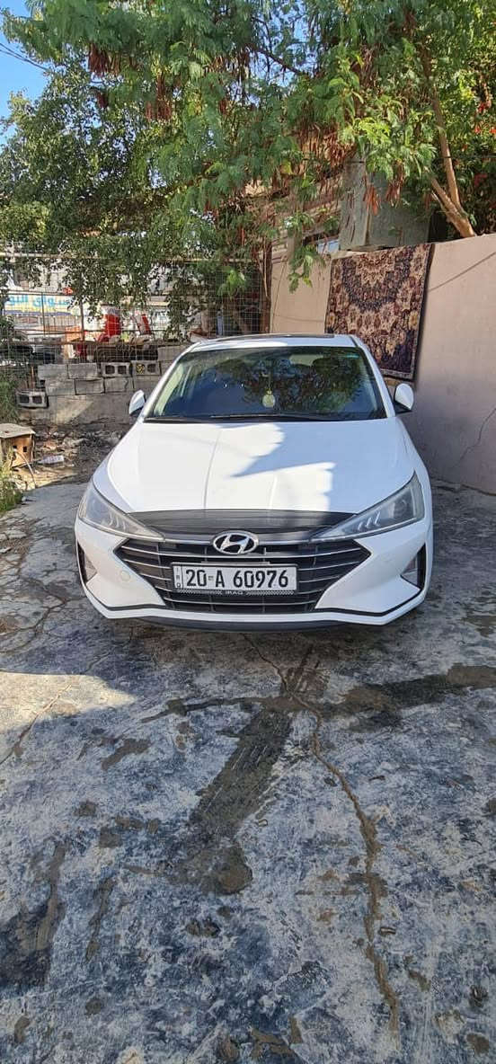 اللنتراء موديل 19 خليجيه بيها بس قبق الجنطه مبدل ابلادي بسمي السياره رقم ديالى السعر 145 بيهامجال ***********
