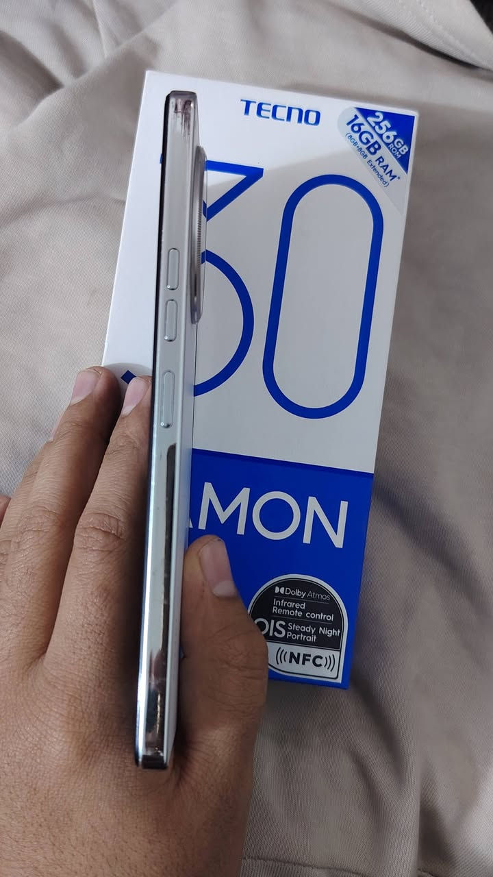 سلام عليكم ورحمة الله وبركاته
جهاز موبايل TECNO CAOMON30 للبيع
جهاز نضيف شخط مابي نضافته 95٪
مكاني نجف للتواصل واتساب *********** سعر خاص
