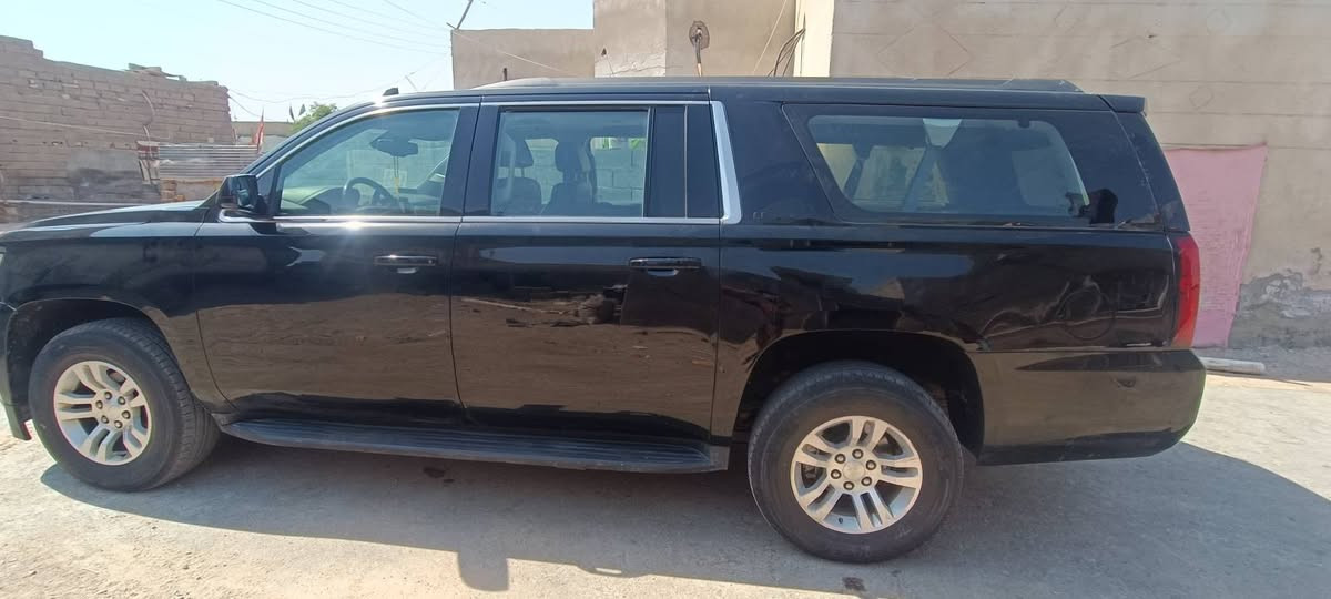 السلام عليكم من رخصه الادمن تاهو سوبر بان الطويله مواصفات معروفه حادثها جاملق أو بنيد أو بيها اشويه صبق ابصفحه السائق ماشيه تقريبأ 140الف مكان البصره ابو صخير السعر 220او بيها مجال الشراي يتصل عله هاذا الرقم ***********بي واتساب
