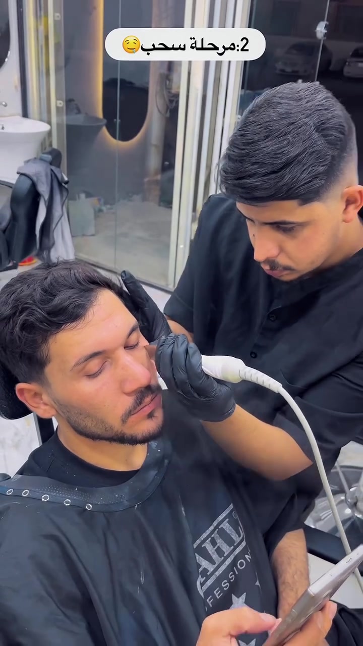 بمناسبة عيد الاضحى الفضيل حبينه نسويلكم عرض 🤤جلسة تنضيف بشره بجهاز هايدروفيشل 🤤🔥
1-بخار فتح المسامات 
2سحب الدهون 🔥
3شفط الدهون والرؤوس السوداء وتصفيه 🤤🪒
4مساج وتدليك بجهاز
5تحفيز الدوره الدمويه 🪒
6تعقيم ب فيتامينات 
7غلق المسامات ب البارد 
8مساج وتنضيف بكافة الانواع 🧽 والغسولات 

كل هذا بسعر 10الف فقط علما بدون حلاقه للحجز:***********
