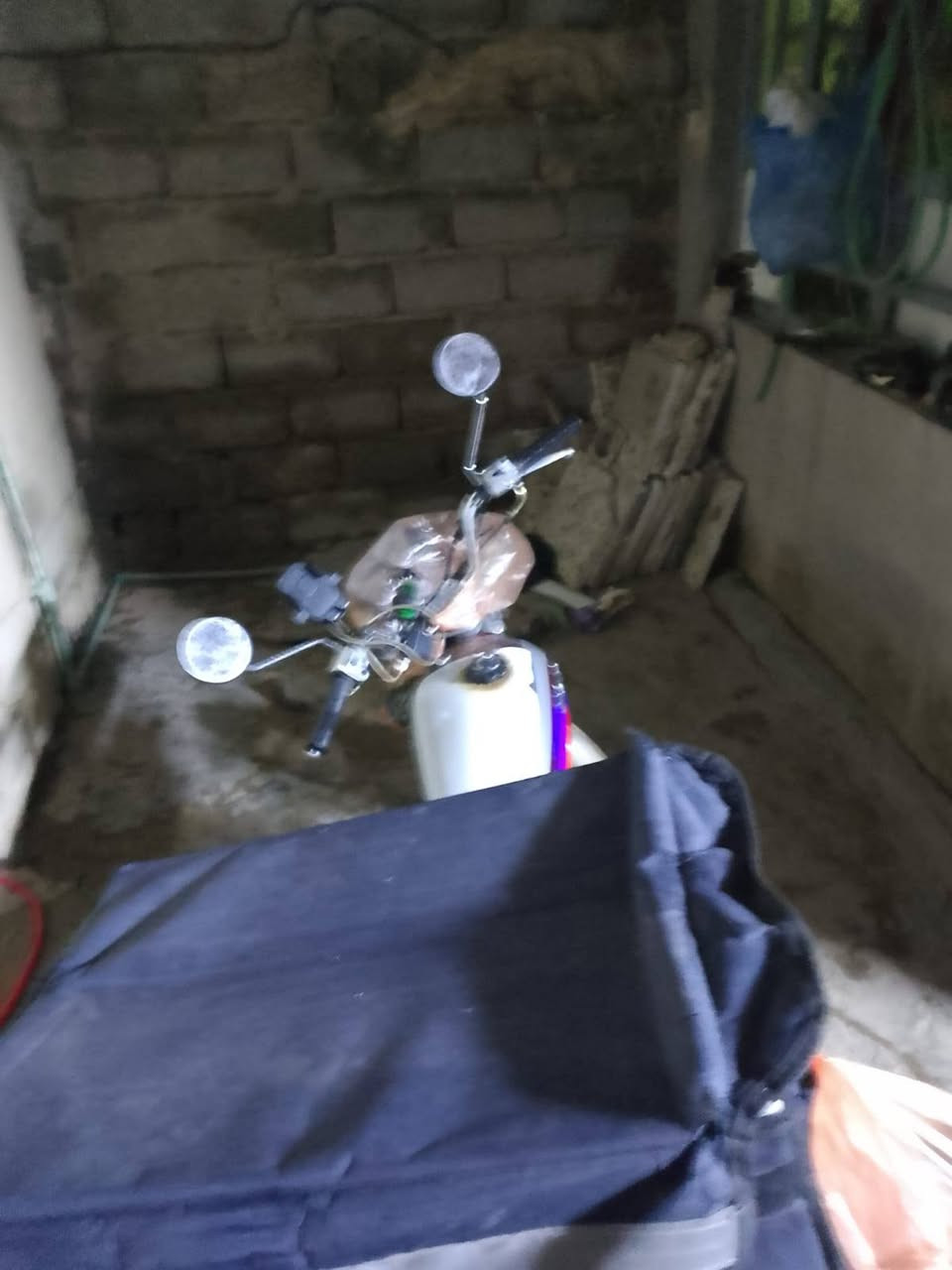 السلام عليكم دراجة نامه متياز موديل 25بيهة  ورقتين دراجة عوزهة ترتيب دراجه مكينه مكفوله برغي مامفتوح بيهة سعر 450
هاذه رقمي لي يخابرني بي خير ويدلل 
***********
