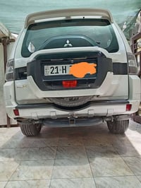 سيارة بلادية باجيرو للبيع موديل ٢٠١٥محرك ٣٨٠٠ فورويل سبعة راكب ماشية ١...