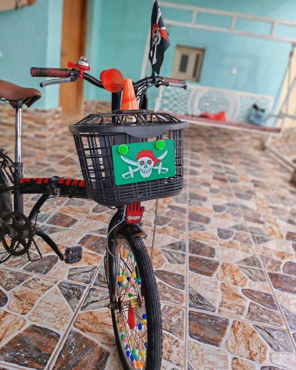 سلام عليكم 🤝🏼بايسكل🚲للبيع
طبعاً البايسكل مامستعمل حييلل

البايسكل حيل نضيف امام مموضح بالصورة

سعر 75الف وبي مجال بسيط
تلفون***********
