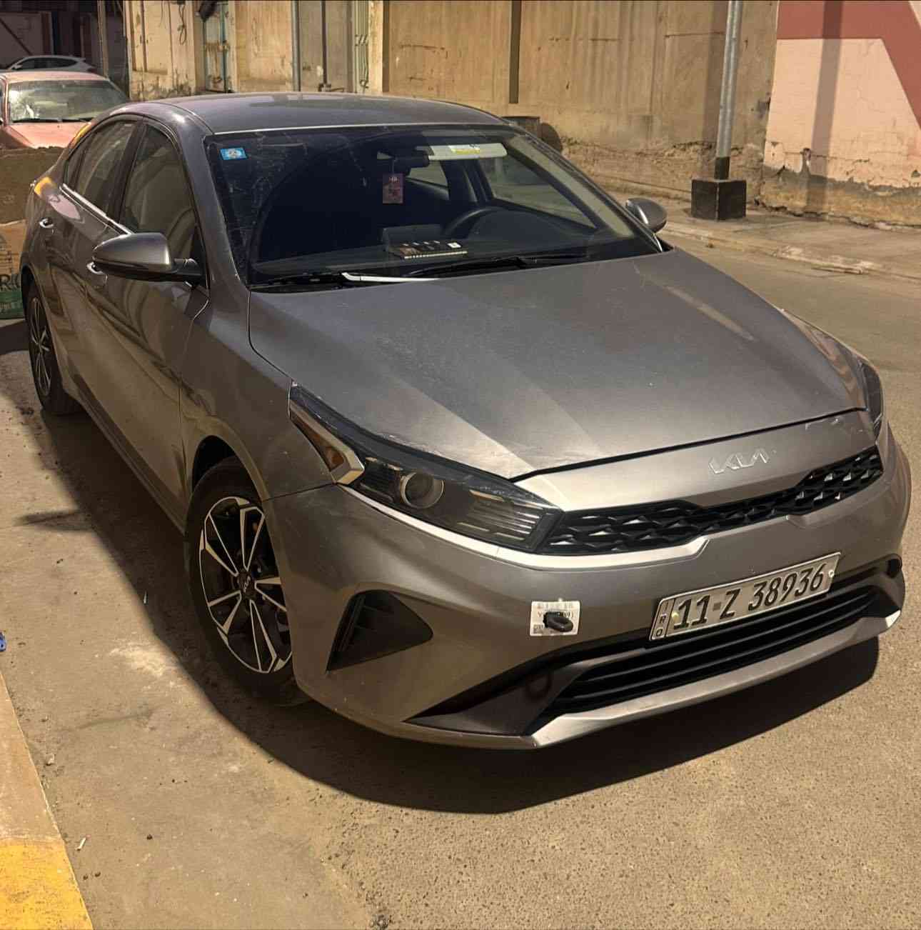 سلام عليكم
للبيع كيا فورتي موديل 2024رقم بغداد 
وارد امريكي: حادث جاملغ وطرف البنيد بدون ضرر داخلي رقم الشاصي موجود بالصور 8KPF24AD7RE696499
مواصفات معروفه 
مثبت سرعه 
خروج عن المسار 
قيادة ذاتيه 
رادار امامي خلفي 
شاشه كبيره 
تحكم استيرن جهتين 
لايت زنون 
ماشيه 60 الف 
حجم المحرك 2000 دوش مكفول 
مــكــان-ســياره- الفلوجة ومتواجد ببغداد  
الـــسعر 158 قفل  
الاستفسار اكثر 
***********
