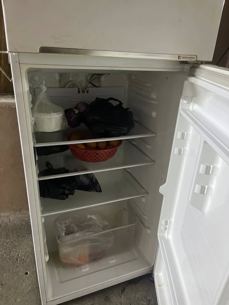 ثلاجه كبيره نضيف حيل
مكان موصل ايمن ثلاجه نضيفه حيل و حجمها كبير شغالها فريزر جامد ثلج تجي تشوفها بعينك


**إذا كنت صاحب هذا الإعلان وتريد حذفه لأي سبب، رجاءا أرسل رسالة إلى الدعم الفني**